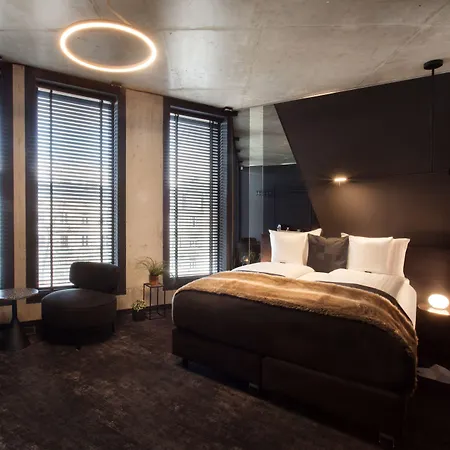 The Loft Adults Only 4*