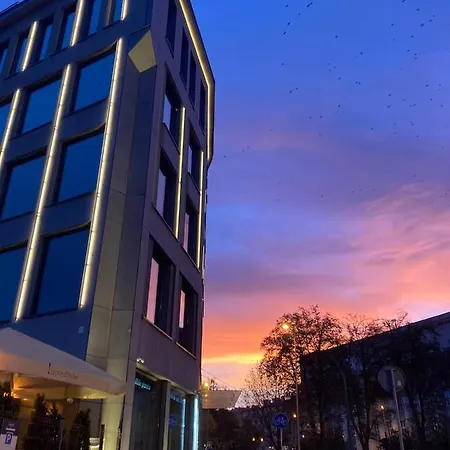 The Loft Adults Only Hotell 4*