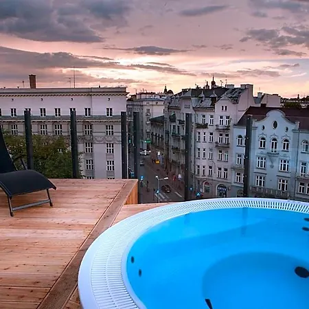 The Loft Adults Only Hotell 4*
