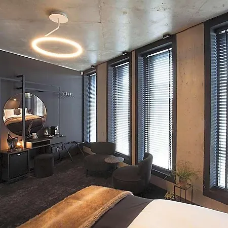 The Loft Adults Only 4*