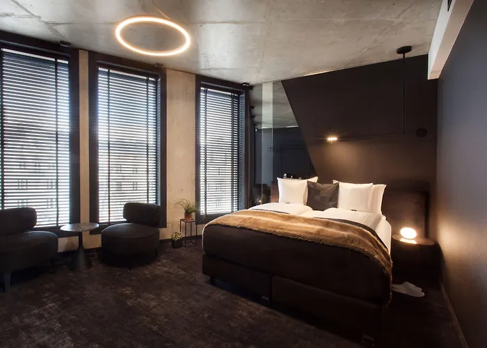 The Loft Adults Only 4*